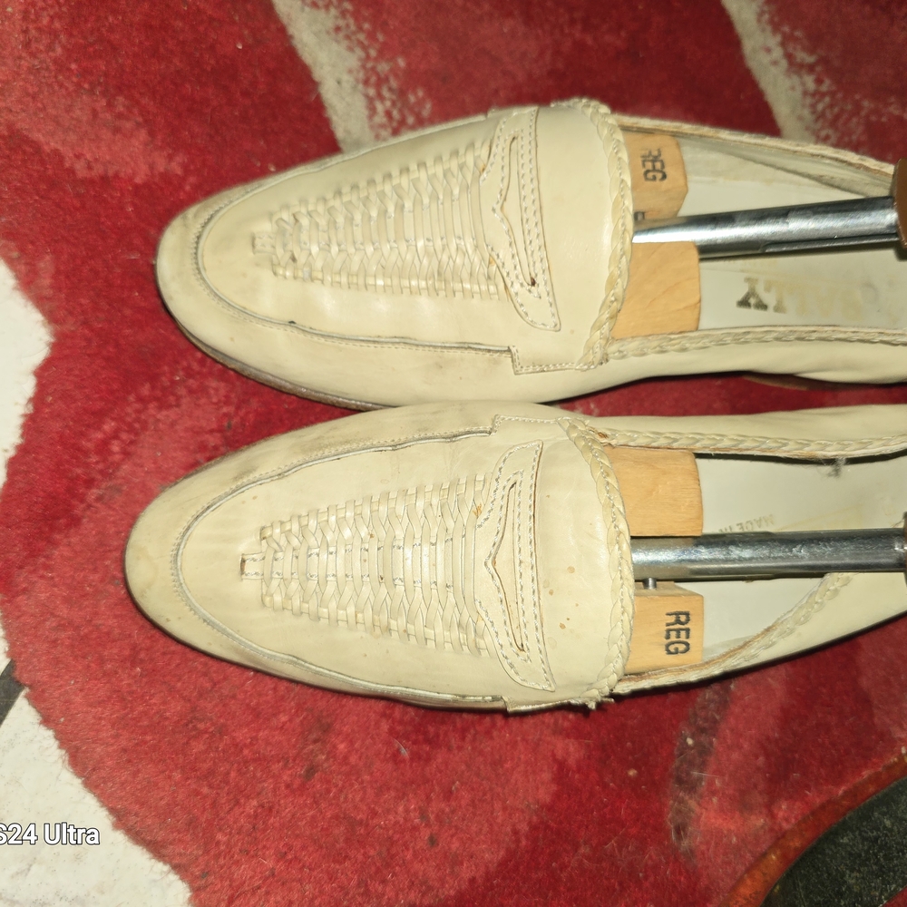 Men's Cream Loafers